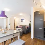 Baltic-suite Ii - Versteck Am Strom Rostock