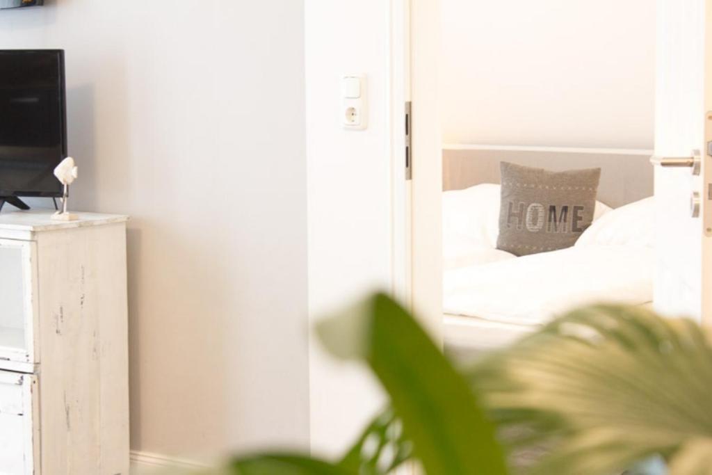 Baltic-suite Ii - Versteck Am Strom *