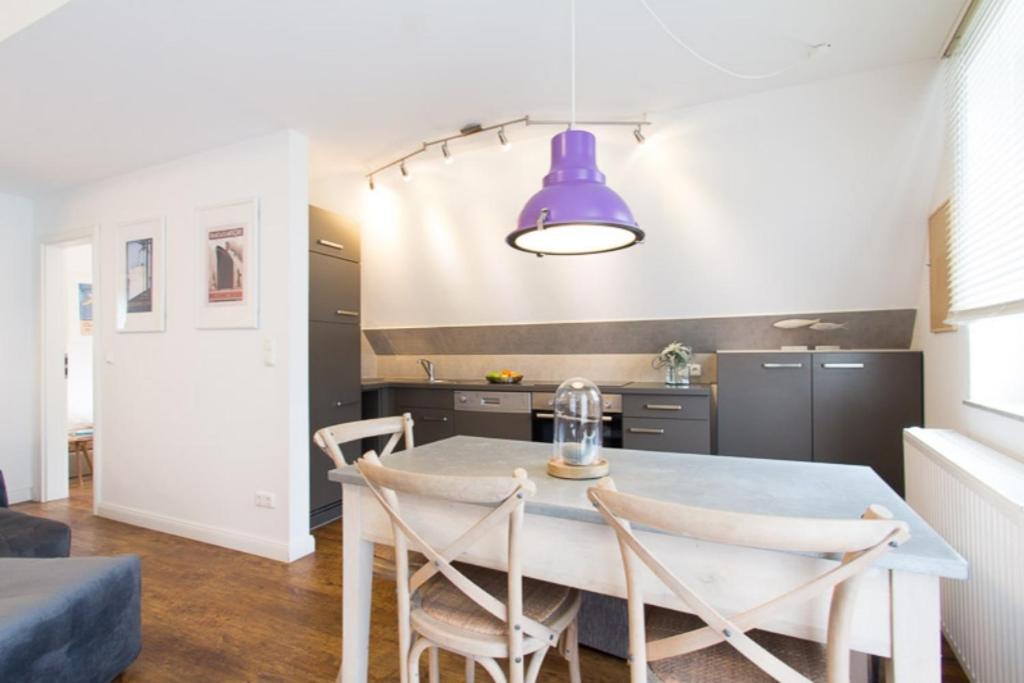 Baltic-suite Ii - Versteck Am Strom * Rostock